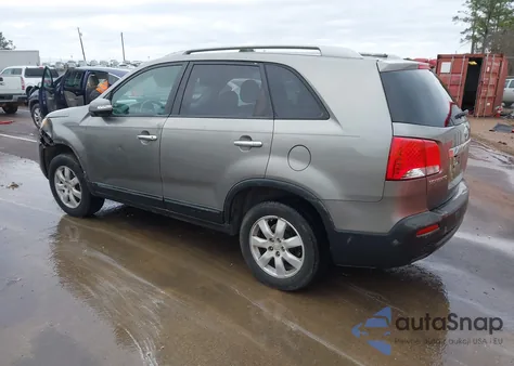 2011 Kia Sorento Lx from USA, damaged, VIN 5XYKT4A13BG071396